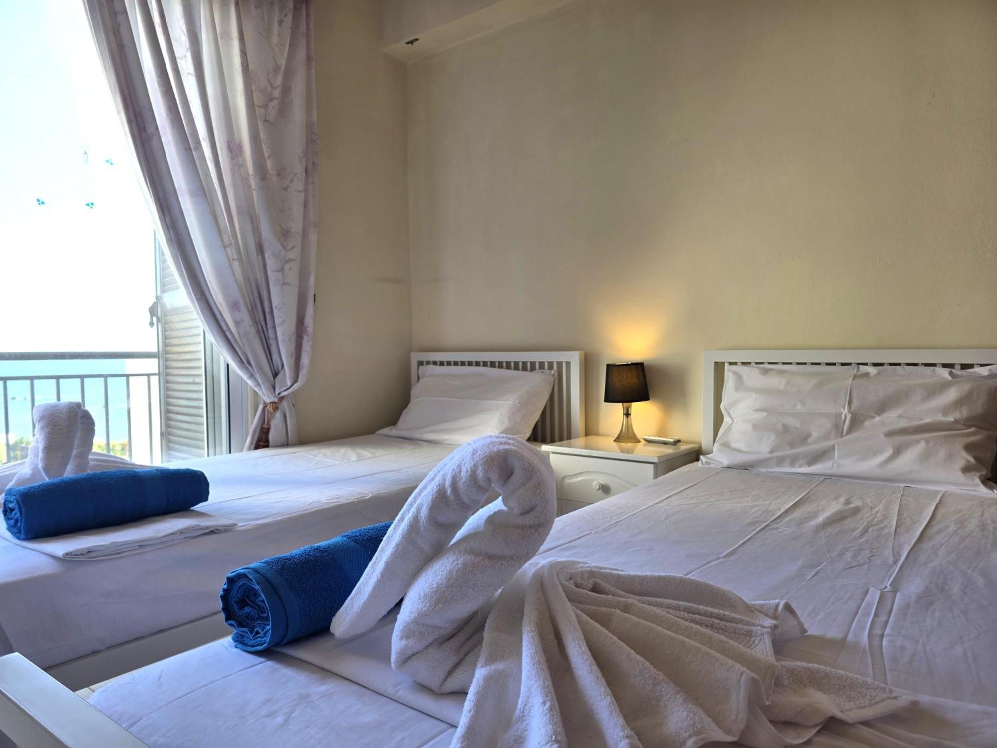 H&O Sunrise Villa In Coral Bay! Εξωτερικό φωτογραφία